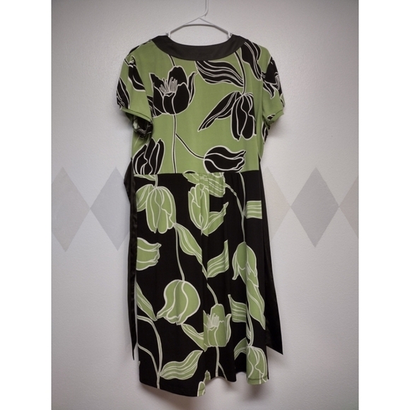 Apt. 9 Petite midi dress with stylized tulip print and waist tie - Picture 2 of 9